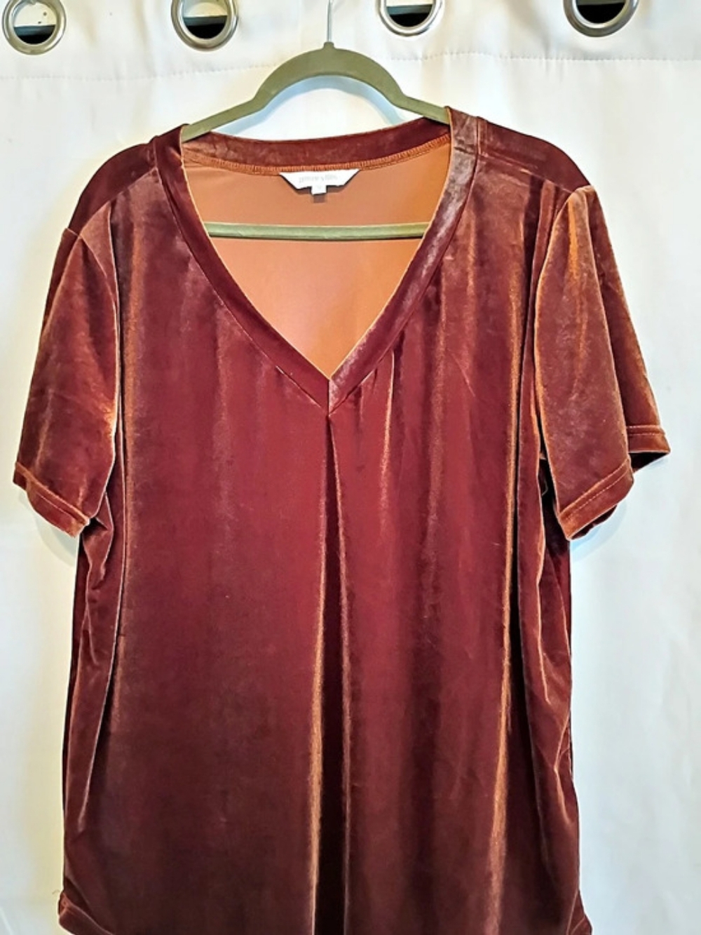 amaryllis Velvet V-Neck Shirt Size 3X Like New